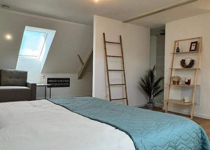 Duplex Mangrove